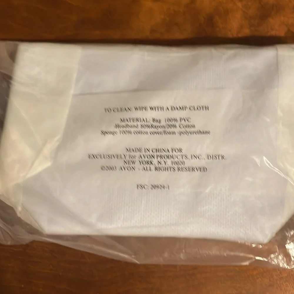 Avon Spa Collections Makeup Bag with Headband and Sponge 2003 NIP Sealed
